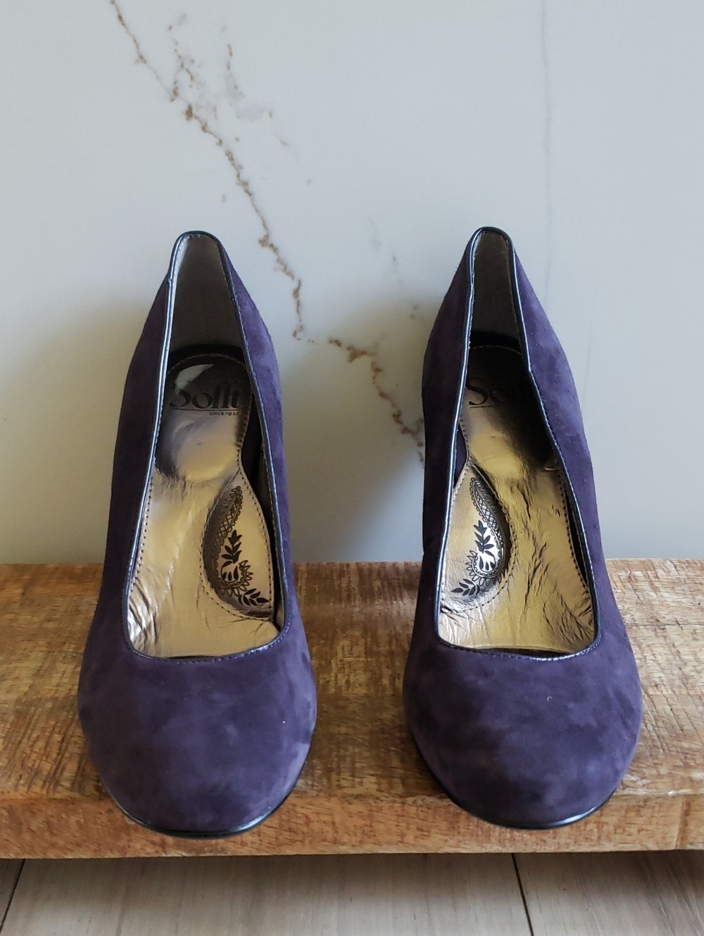 Women’s Purple Suede Round-Toe Pumps - Picture 1 of 7